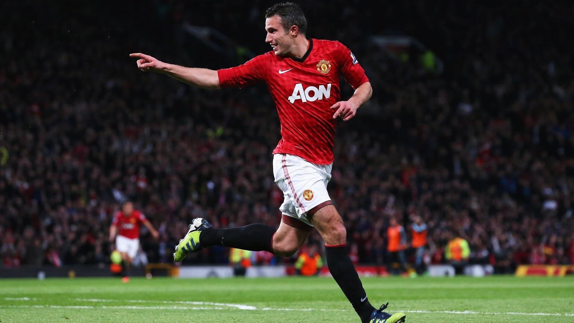 鲁尼点破红军隐忧,萨拉赫心态受新援冲击,范戴克沟通角色至关重要